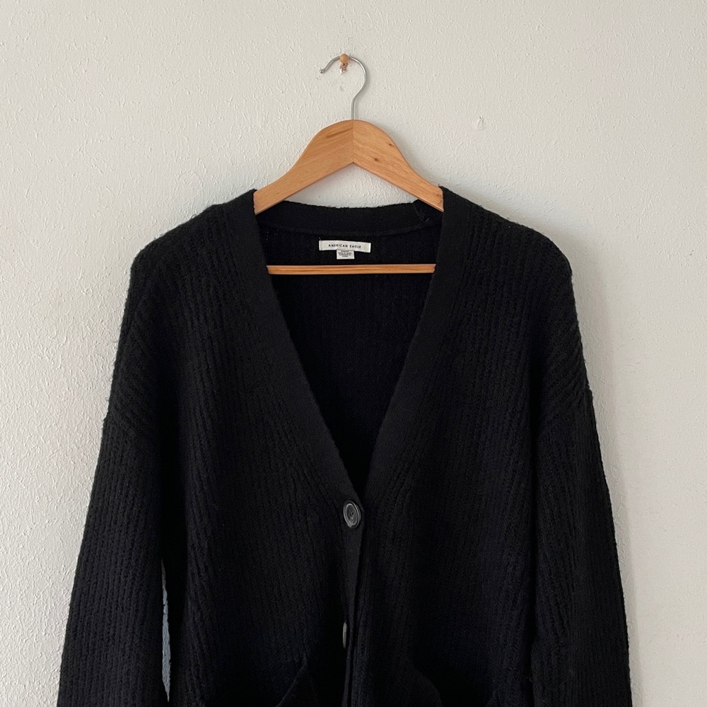 American Eagle Button Up Vneck Cardigan Sweater Ribbed Black